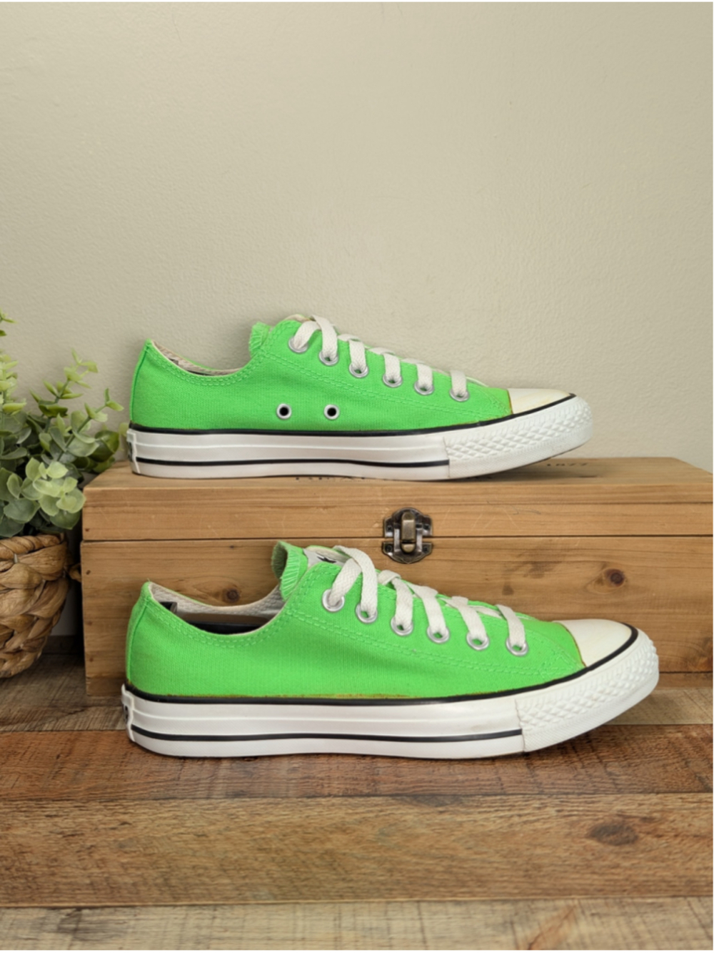 Converse 7 Neon Green Low Top Canvas Skater Shoes Retro SK8 Sneakers Women CTAS